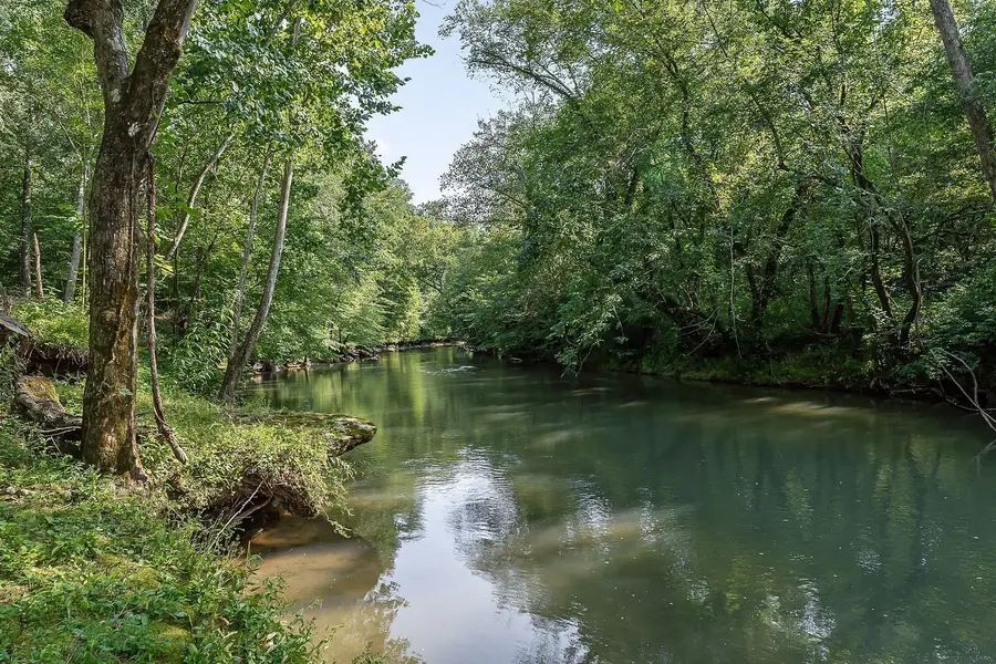 250 W Laurel Ave, McMinnville, TN 37110 - #2