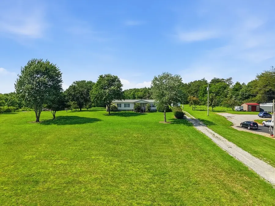 939 W Thomas Allen Rd, Cookeville, TN 38501 - #2