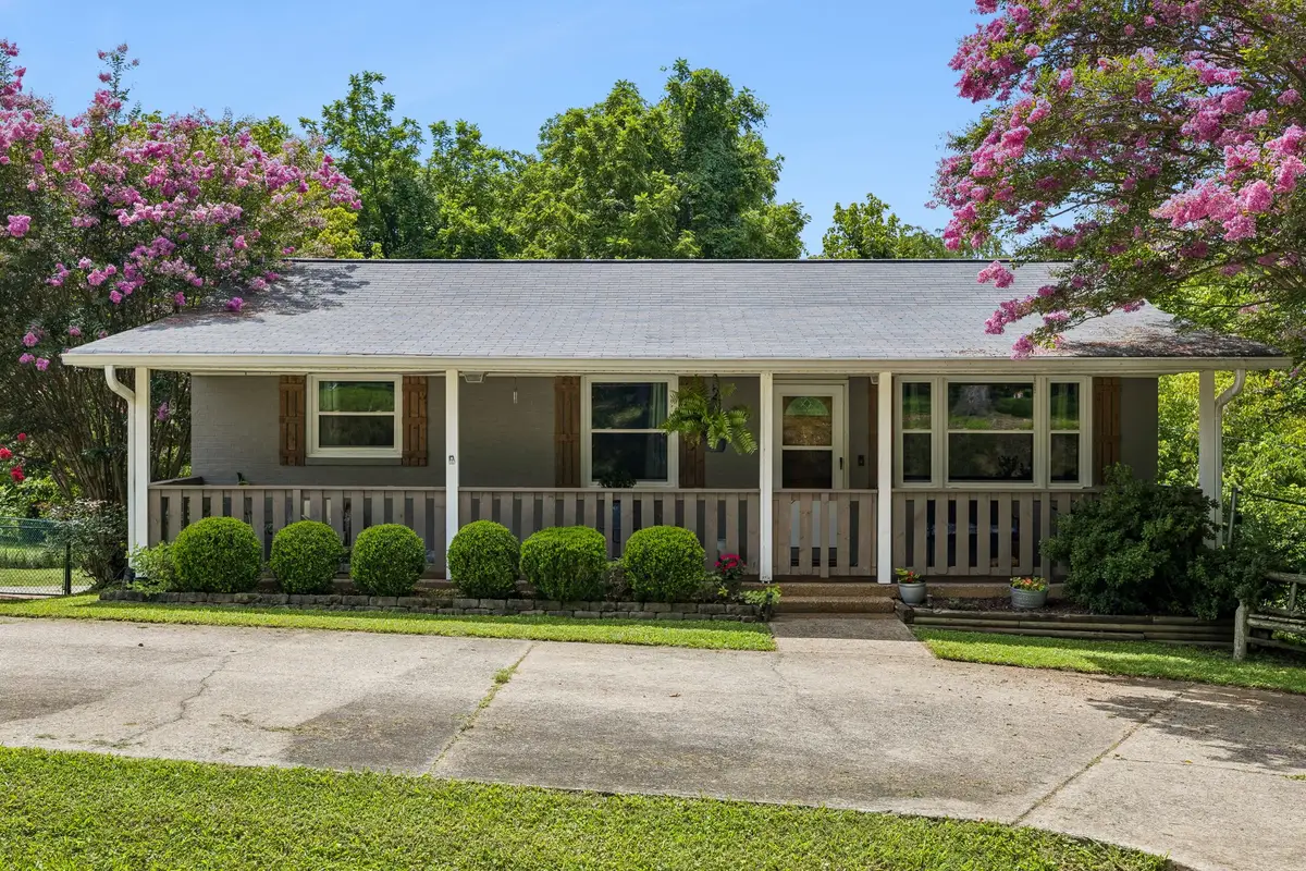 1109 Taylor Town Rd, White Bluff, TN 37187 - #1