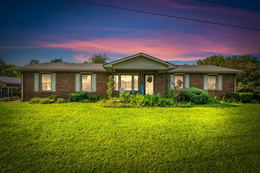 152 W Piney Rd, Dickson, TN 37055 - #2