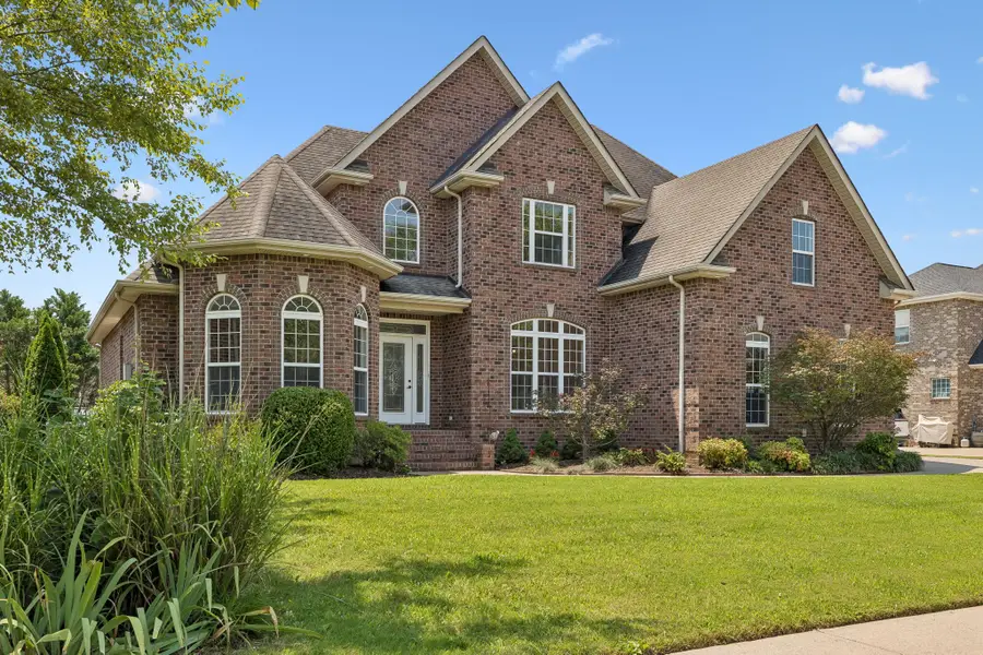 3317 Geneva Dr, Murfreesboro, TN 37128 - #3