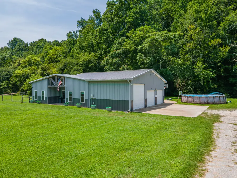 1240 Sumac Rd, Pulaski, TN 38478 - #3