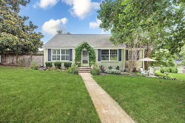 712 Kendall Dr, Nashville, TN 37209