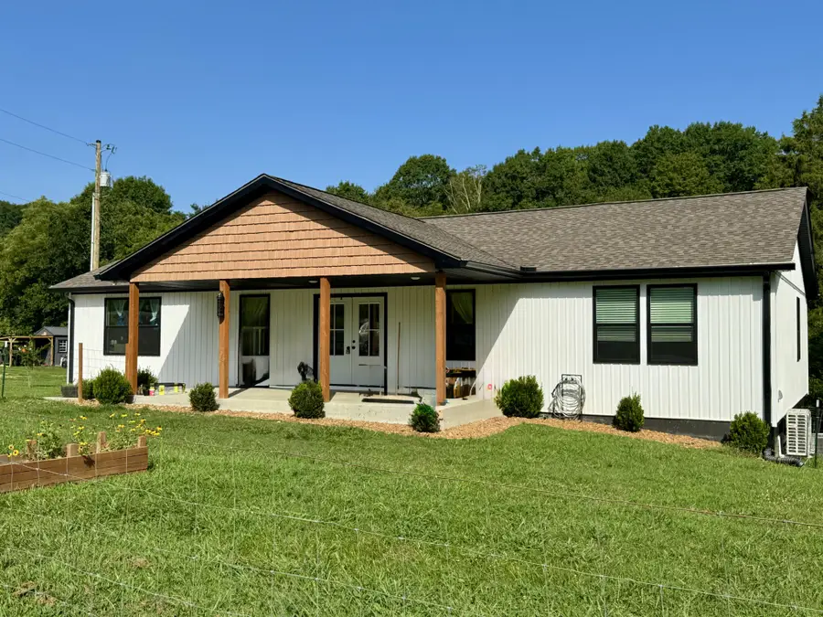 417 Defeated Creek Hwy, Carthage, TN 37030 - #2