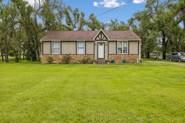 434 Wilkinson Ln, White House, TN 37188