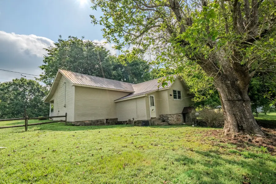 139 Hardin Loop, Westpoint, TN 38486 - #2