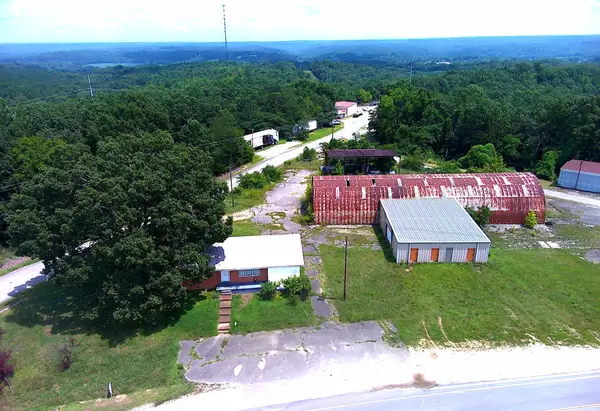 204 Lick Creek Rd, Linden, TN 37096