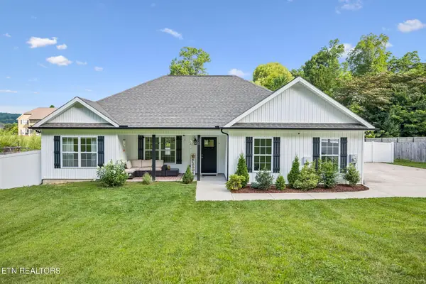 120 Breezewood Circle, Clinton, TN 37716