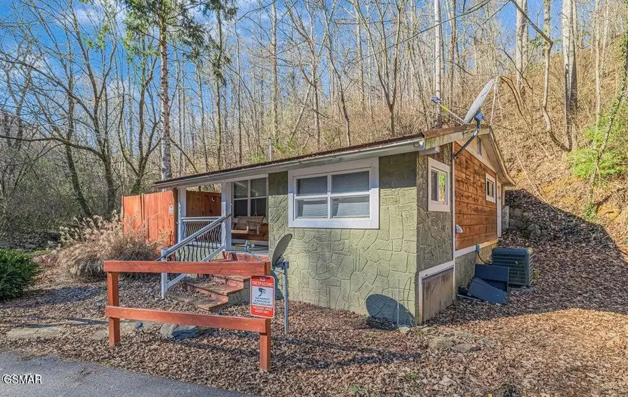4351 Manis Hollow Road, Gatlinburg, TN 37738 - #2