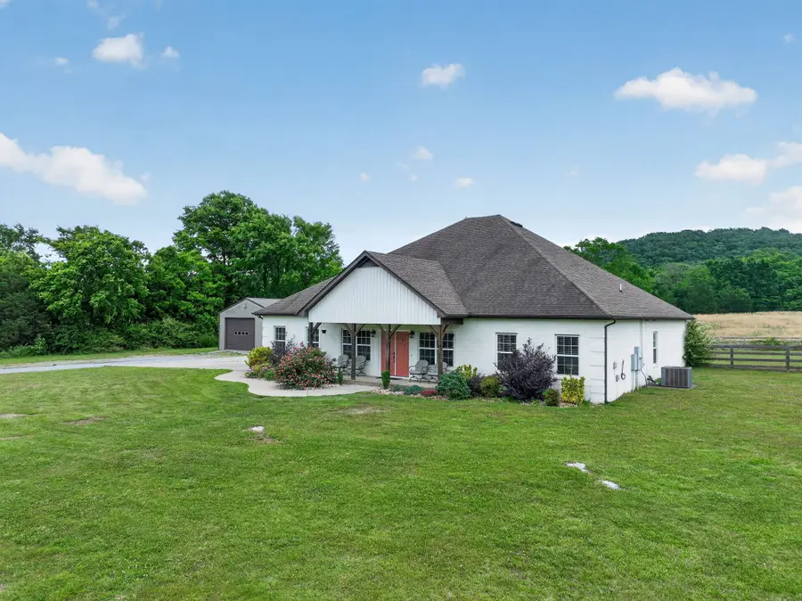 2130 Stewart Creek Rd, Murfreesboro, TN 37129 - #2