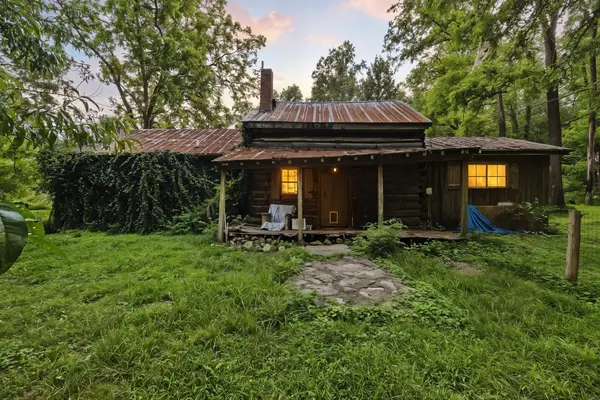 1150 Bell Hollow Rd, Vanleer, TN 37181