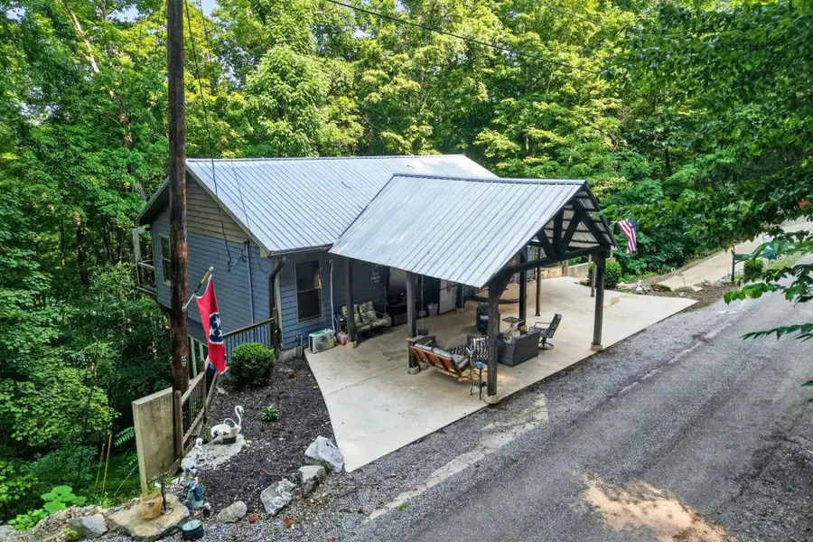1025 Lakeside Dr, Smithville, TN 37166 - #2