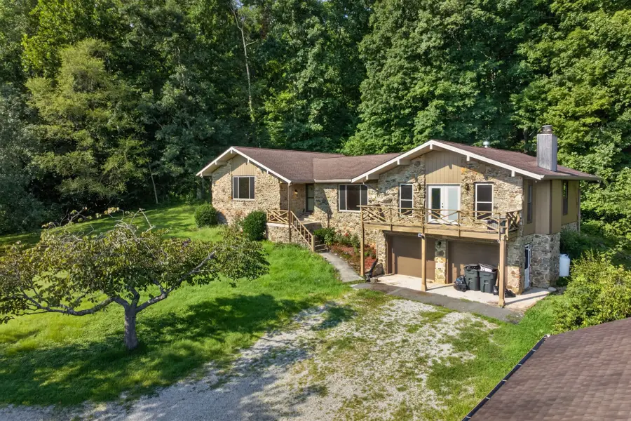 2410 Browns Mill Rd, Cookeville, TN 38506 - #2