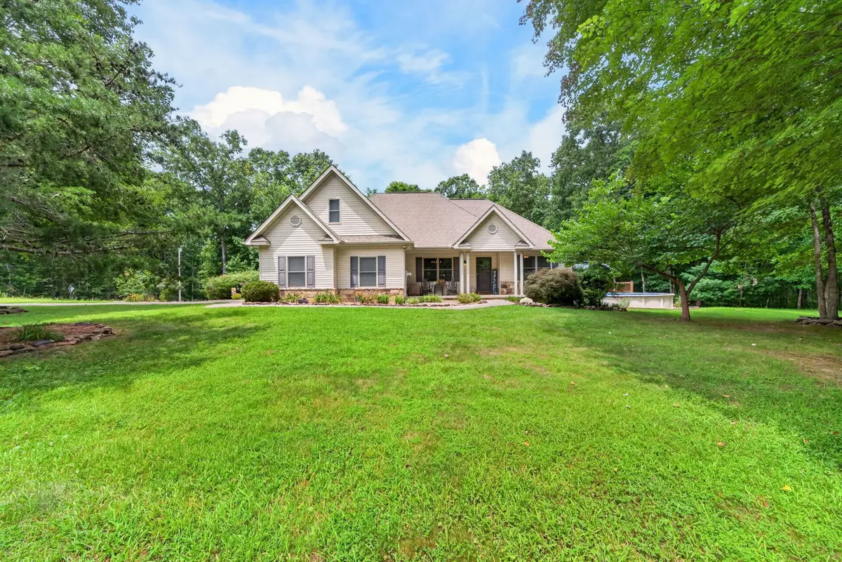 317 Georgee Rd, Jamestown, TN 38556 - #1