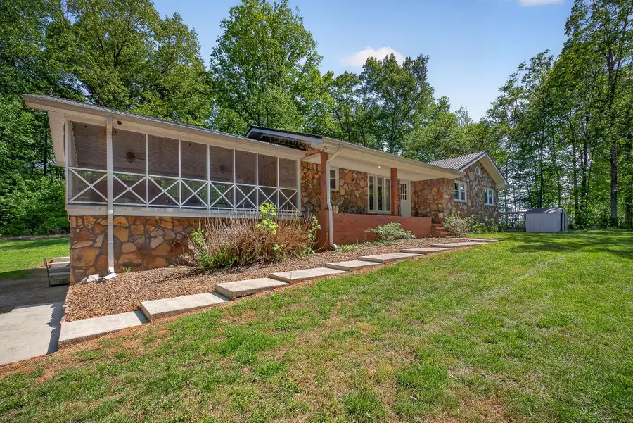 214 Boyd Creek Rd, Sparta, TN 38583 - #2