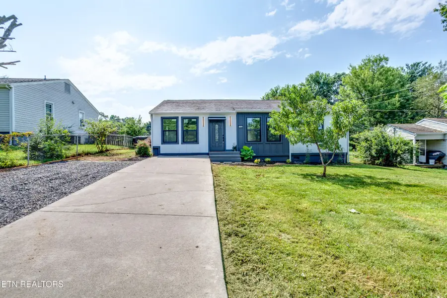 1430 Madison St, Morristown, TN 37814 - #3