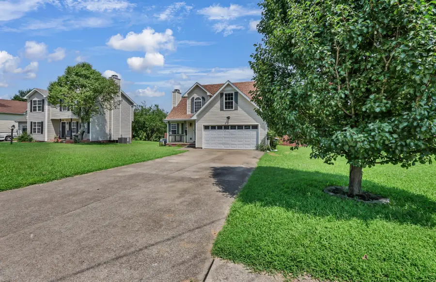 1960 Whirlaway Cir, Clarksville, TN 37042 - #2