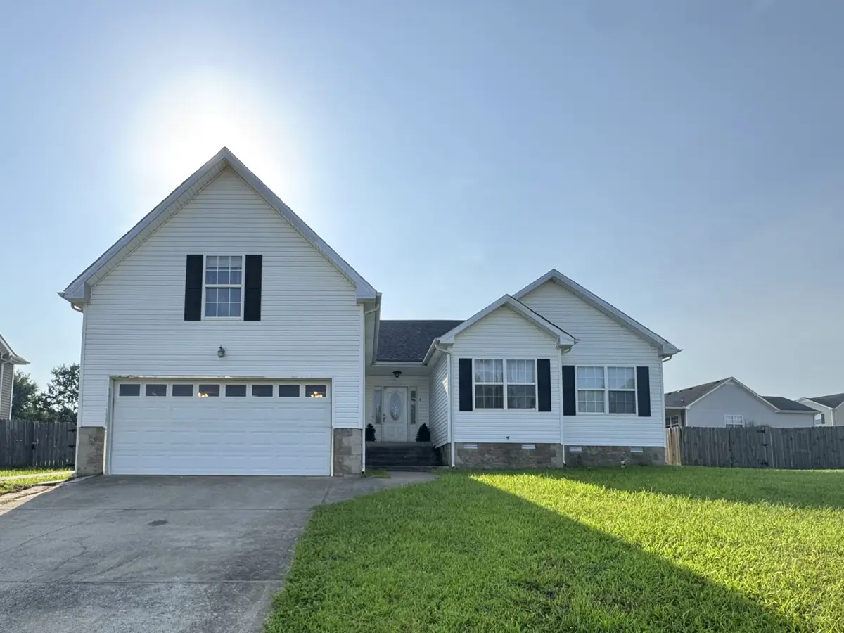 1420 Mutual Dr, Clarksville, TN 37042 - #1