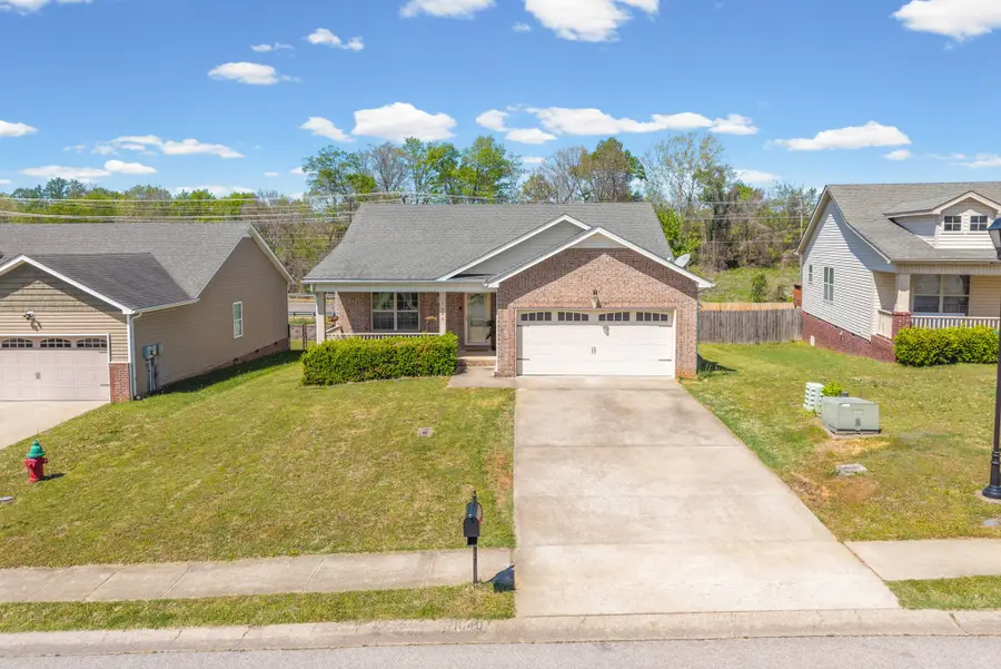 1640 Buchanon Dr, Clarksville, TN 37042 - #2