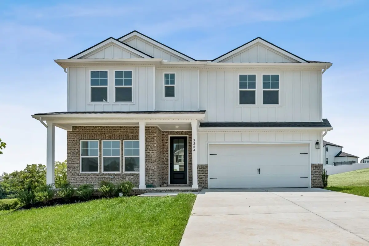 3204 Gravity Dr, Columbia, TN 38401 - #1