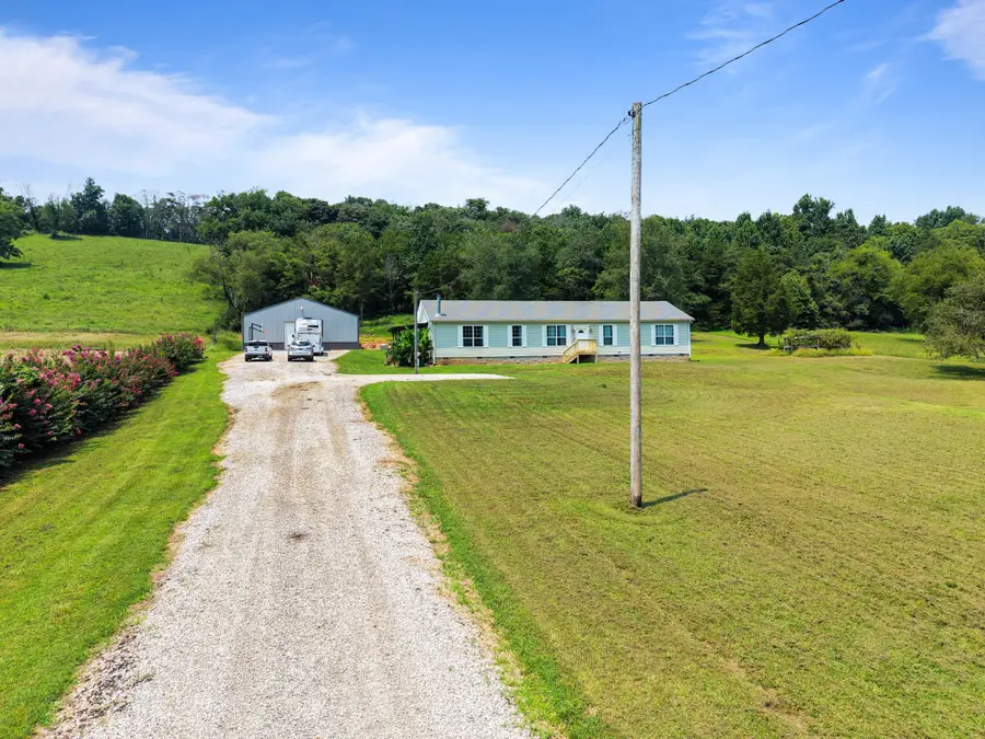 4022 Ella West Cir, Lynnville, TN 38472 - #2