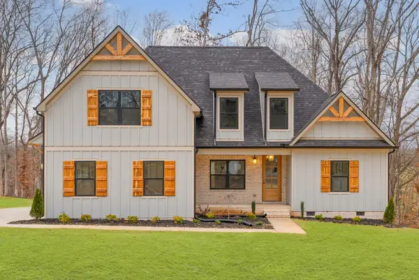 1800 Gholson Rd, Clarksville, TN 37043