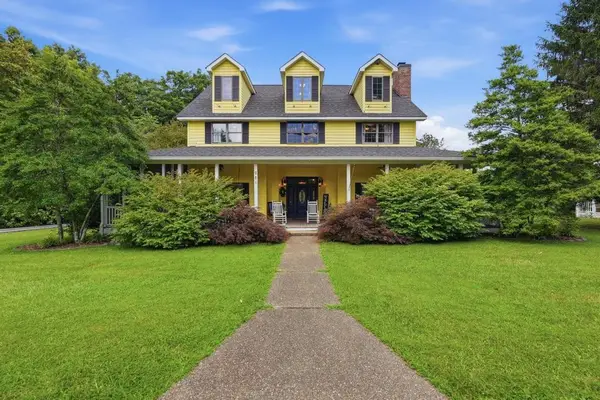 281 Red Williams Rd, Crossville, TN 38571