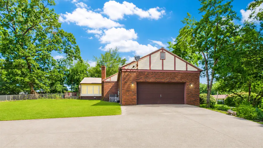 99 Dogwood Dr, Cadiz, KY 42211 - #2
