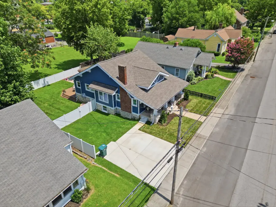 207 E Spring St, Lebanon, TN 37087 - #3