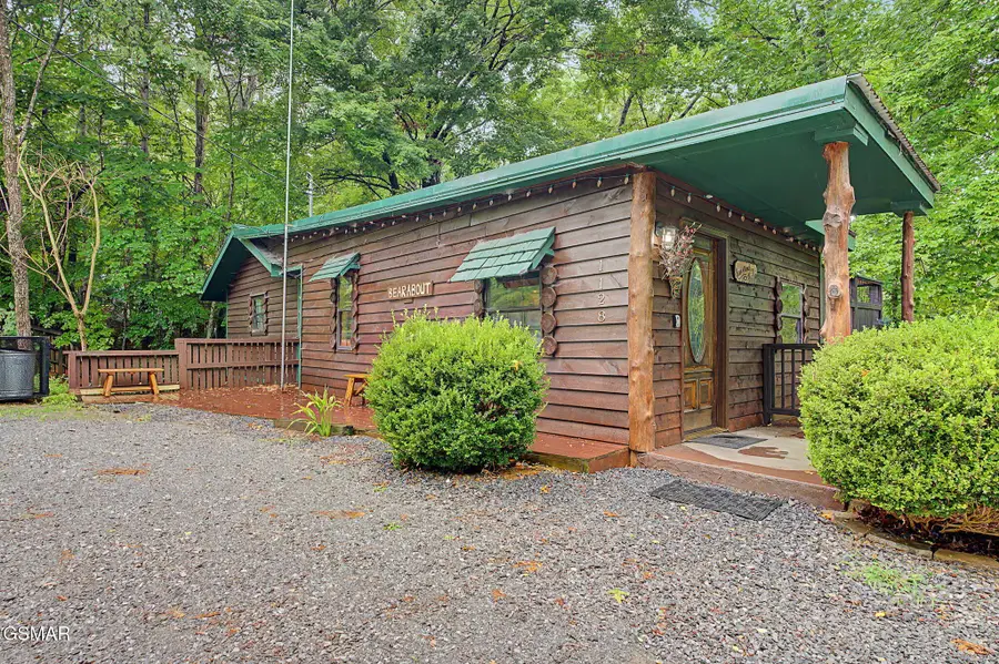 1128 Ridgefield Drive, Sevierville, TN 37876 - #2
