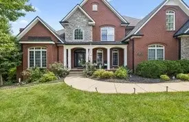 405 Lake Pointe Dr, Clarksville, TN 37043
