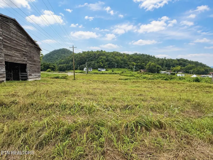 253 S Highway 107, Del Rio, TN 37727 - #2