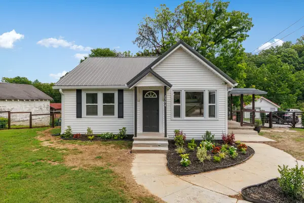 2594 Faulkner Springs Rd, McMinnville, TN 37110
