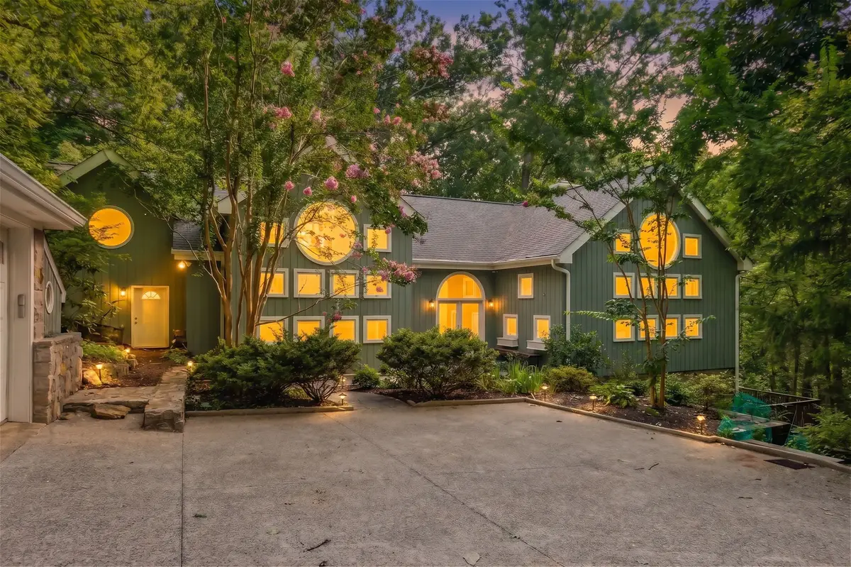 6038 Sherwood Ct, Nashville, TN 37215 - #1