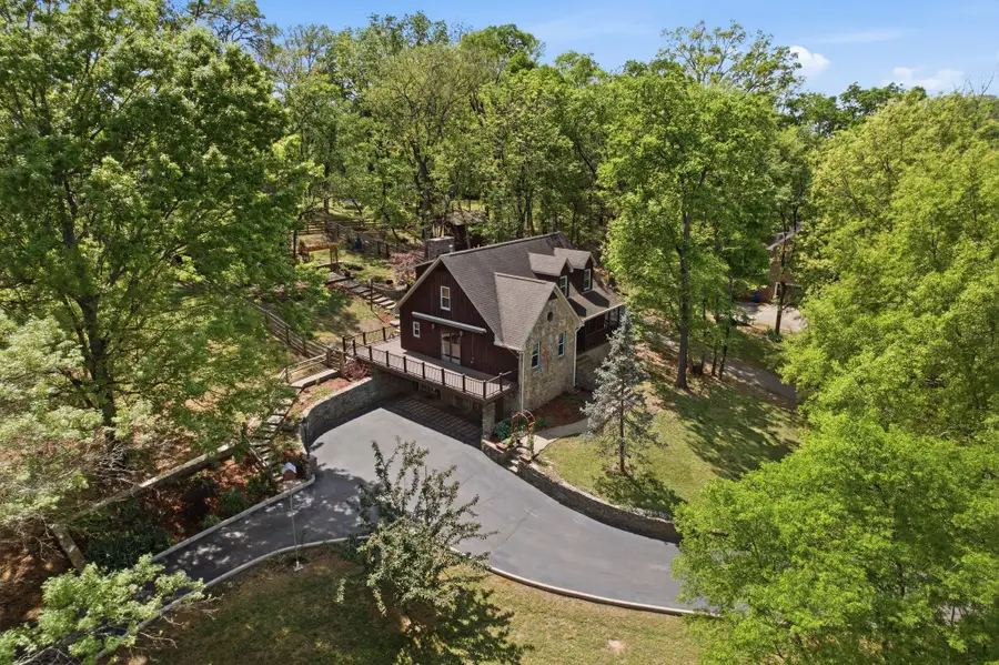 2105 Alpine Dr, Columbia, TN 38401 - #3