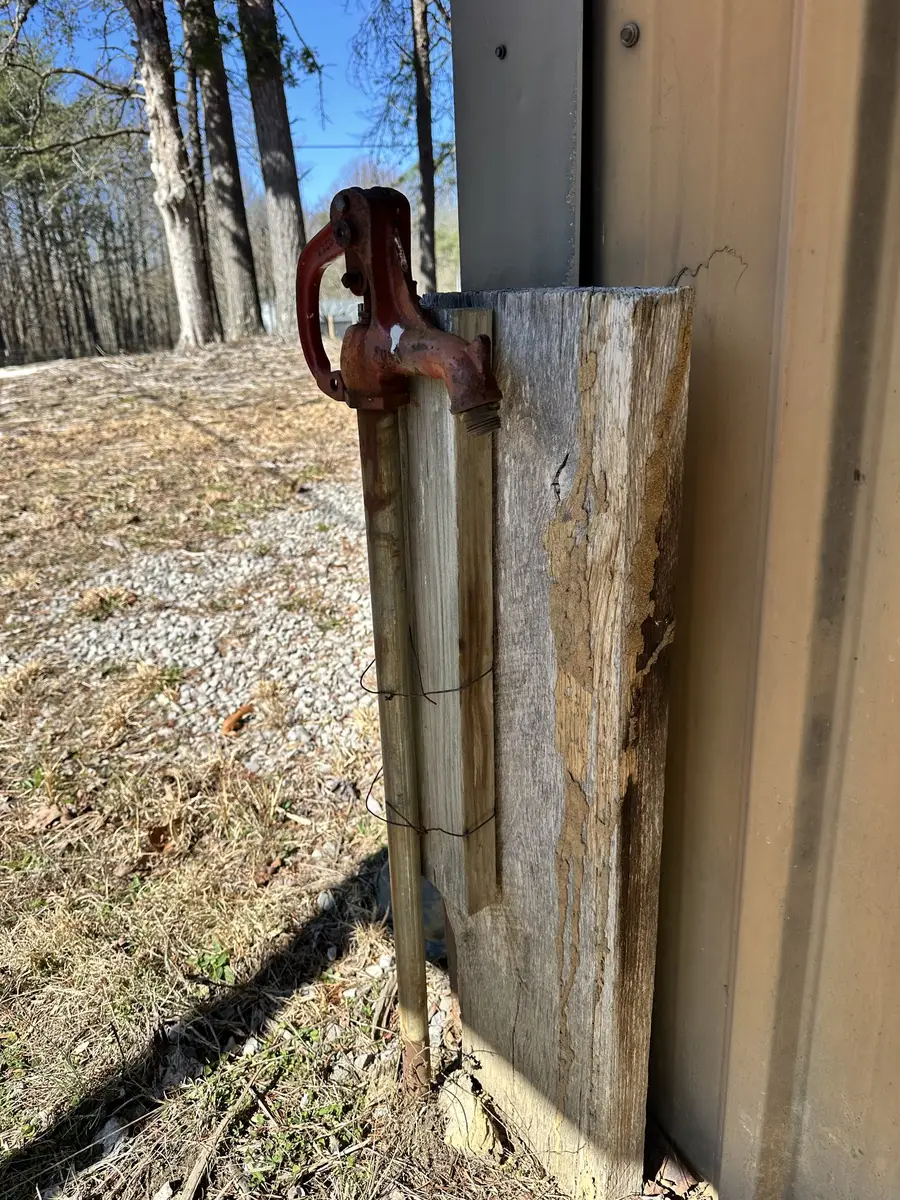 417 Lewis Rd, McMinnville, TN 37110 - #3