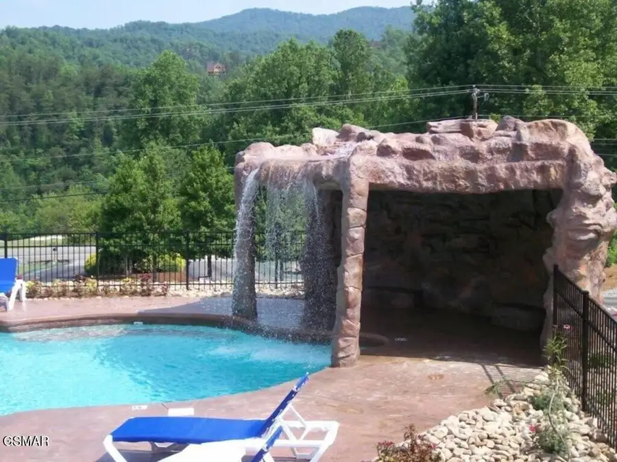124 White Oak Resort Way, Gatlinburg, TN 37738 - #3