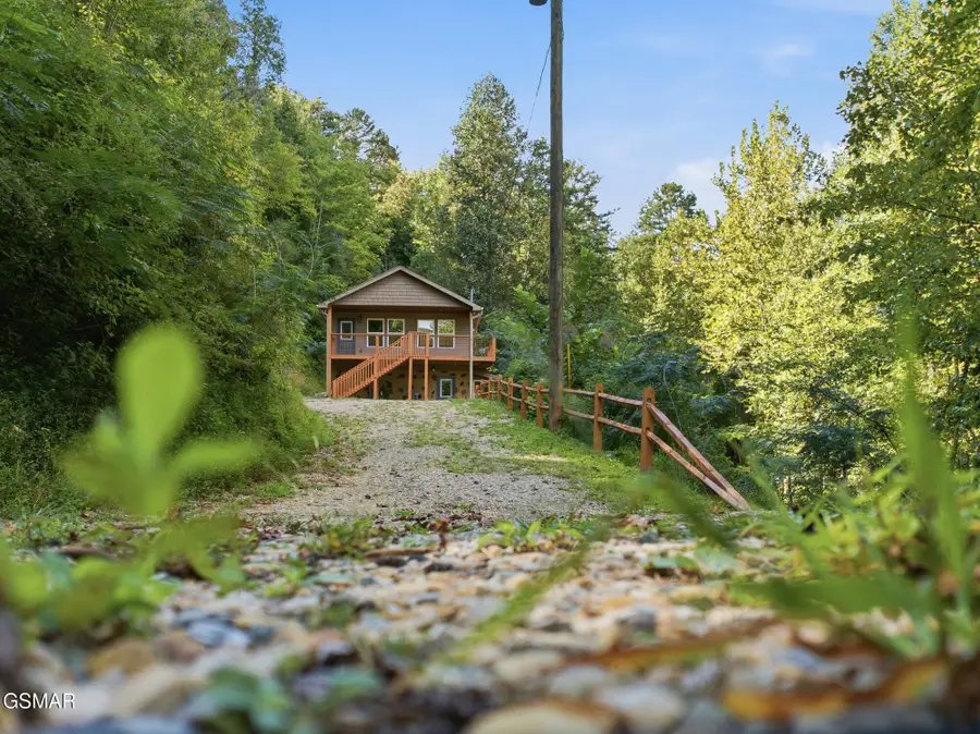 2912 Kettle Creek Way, Sevierville, TN 37876 - #2