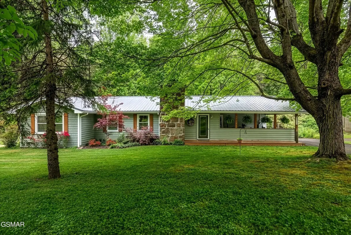 4527 E Scenic Drive, Gatlinburg, TN 37738 - #1