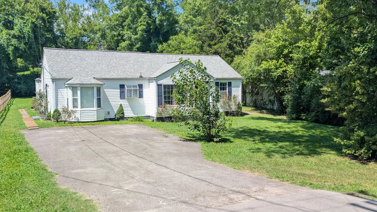 76 E Thompson Ln, Nashville, TN 37211 - #1
