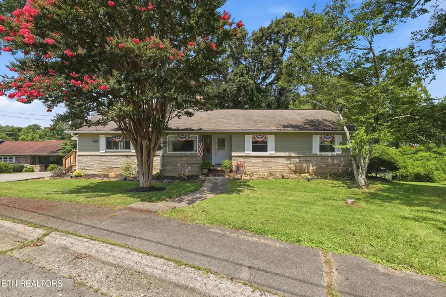 102 Nolan Rd, Oak Ridge, TN 37830 - #2