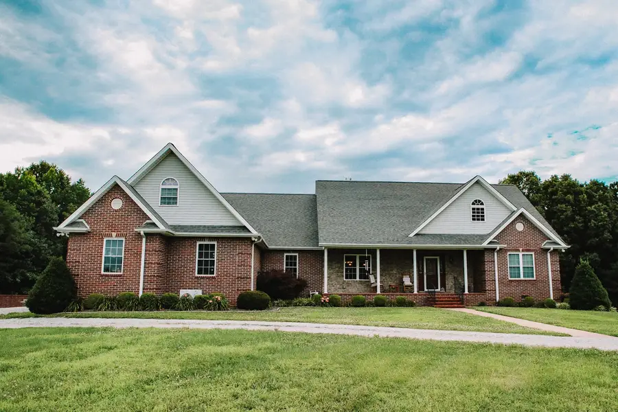 3871 Conyersville Rd, Puryear, TN 38251 - #3