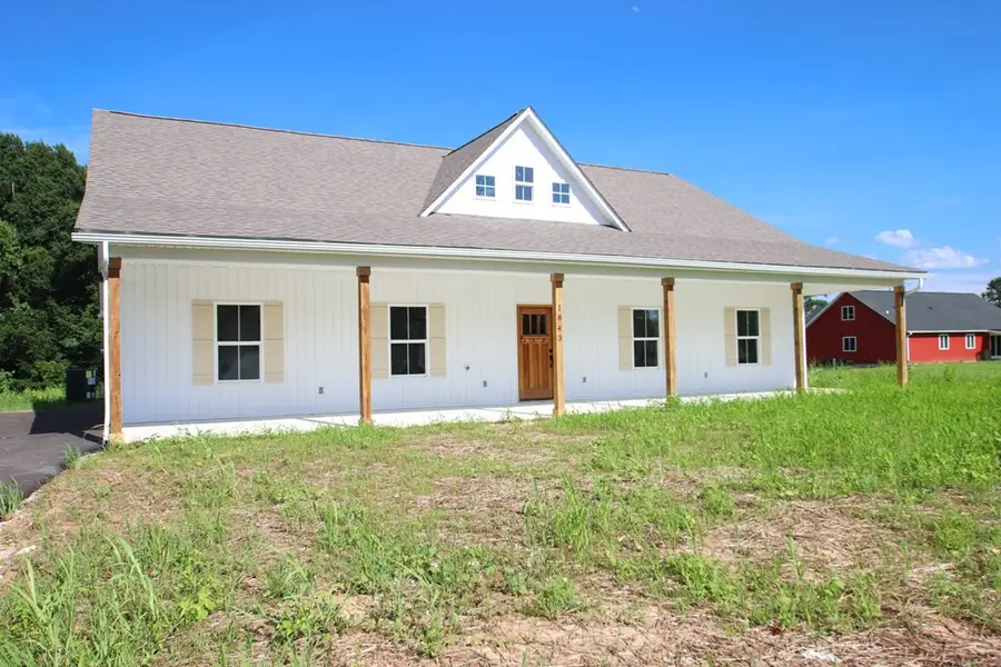 1843 Three Island Rd, Walling, TN 38587 - #3