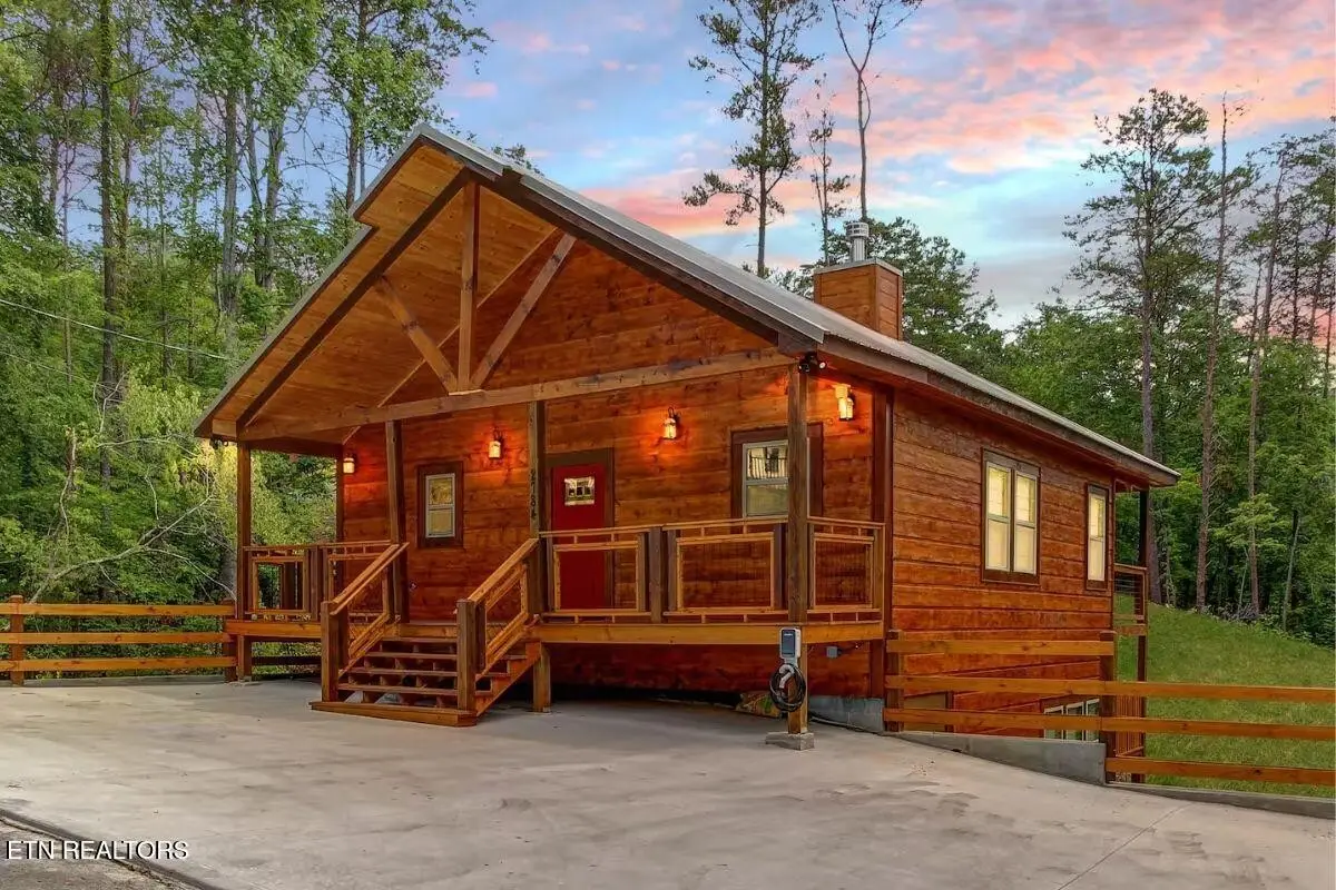 2784 Easy St, Sevierville, TN 37862 - #1