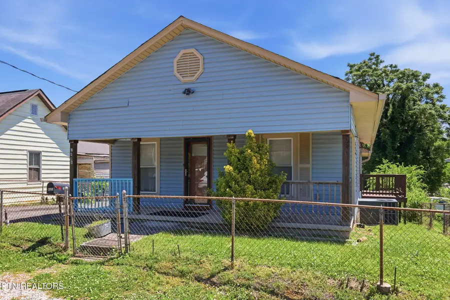 2446 Brown Ave, Knoxville, TN 37917 - #2