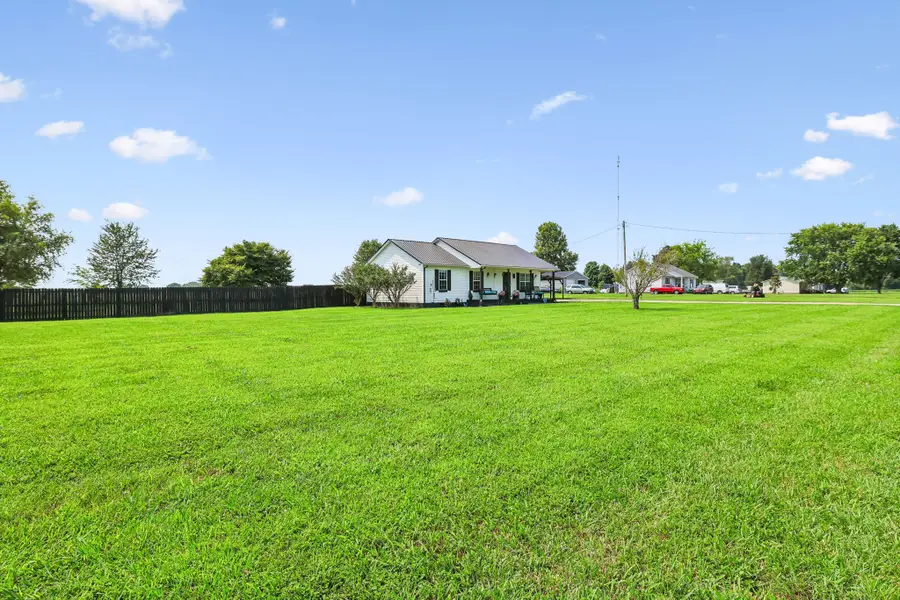 106 Cayenne Rd, Bell Buckle, TN 37020 - #2