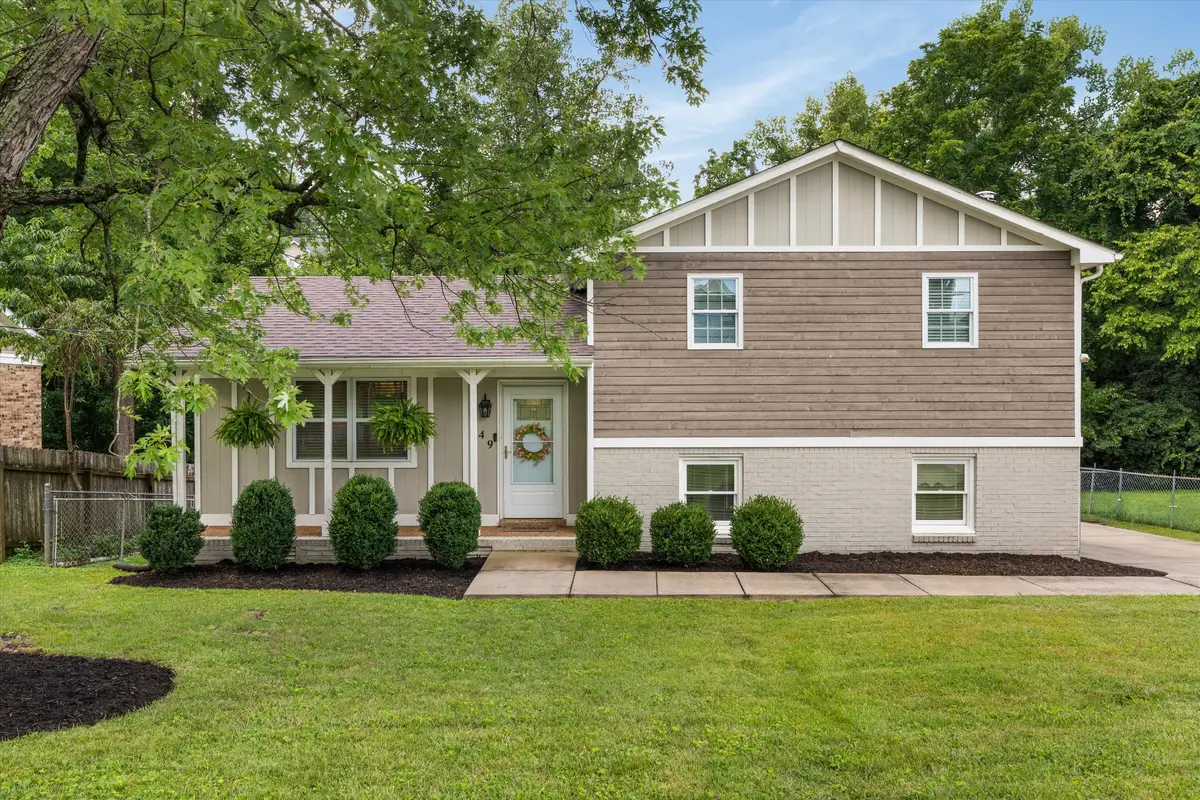 449 Rockwood Dr, Hermitage, TN 37076 - #1