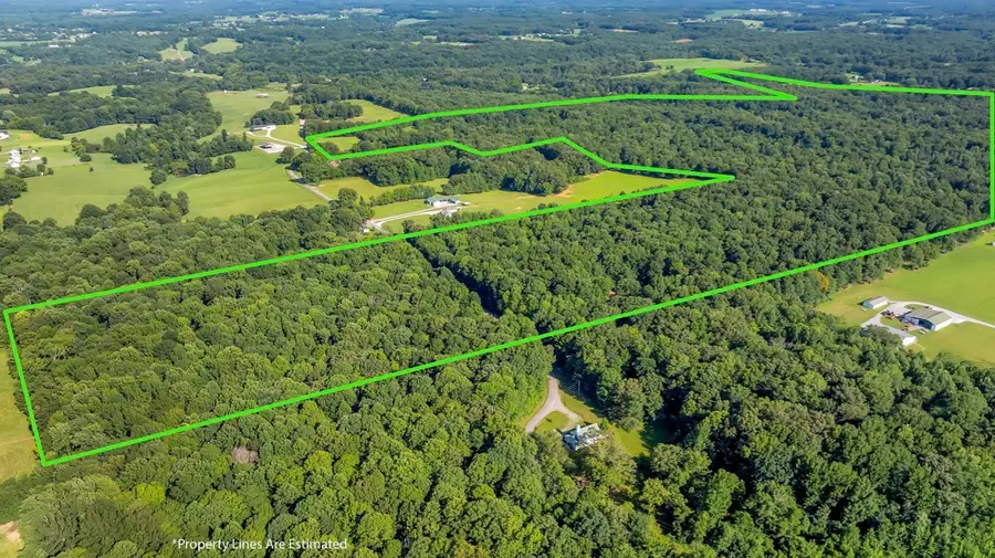 3701 Oakwood Church Rd, Cedar Hill, TN 37032 - #3