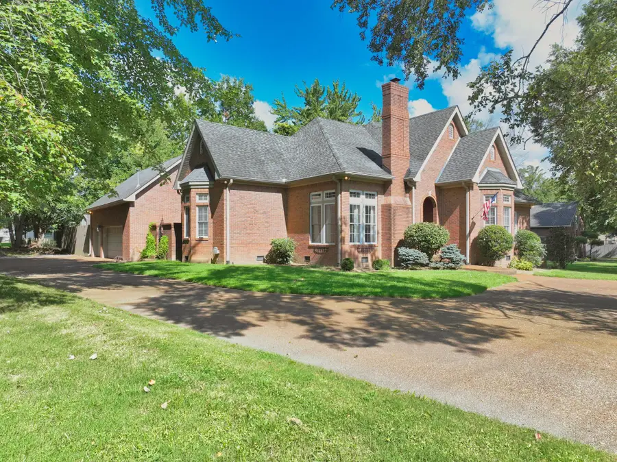 308 Orchard Park Dr, White House, TN 37188 - #2