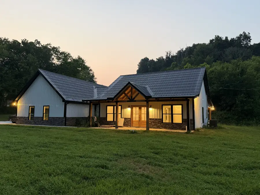 333 Possum Trott Rd, Shelbyville, TN 37160 - #2